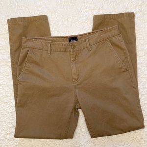 Men’s GAP Khakis